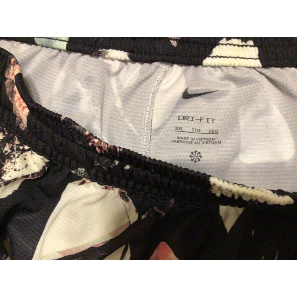 Nike Fly Crossover Women's Size XXLBasketball Shorts Gemstones Dri-Fit‎ DR2966 - Picture 3 of 3